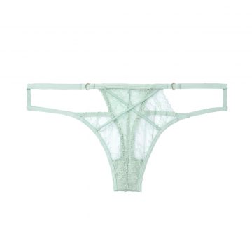 Lace thong panty m