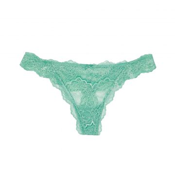 Lace thong panty l