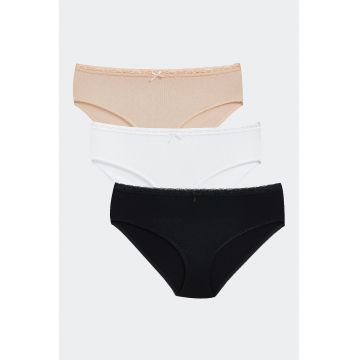 Set de chiloti hipster cu garnituri din dantela - 3 perechi Set de chiloti hipster cu garnituri din dantela - 3 perechi